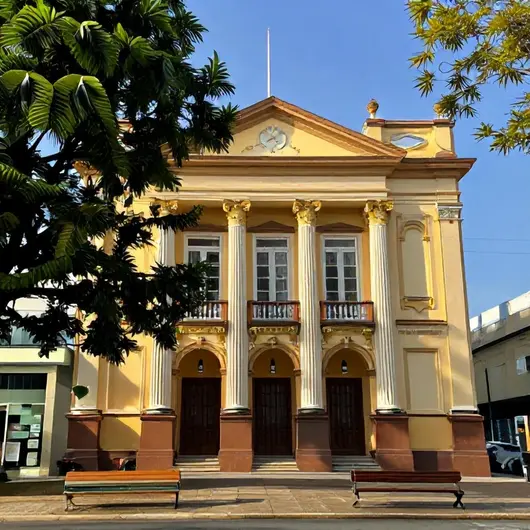 Descubra o Theatro Atheneu Descubra o Theatro Atheneu