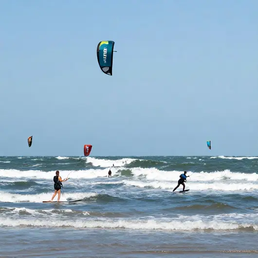 Melhores locais para kitesurf em Aracaju: 12 opções recomendadas