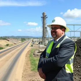 Prefeita Emília entrega nova usina de asfalto para fortalecer infraestrutura de Aracaju
